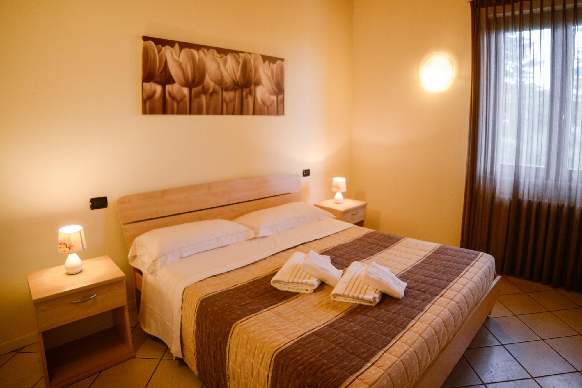 מנרבה דל גארדה Ahg Donna Silvia Wellness Hotel מראה חיצוני תמונה